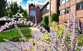 Stara Szkoła Boutique Hotel
